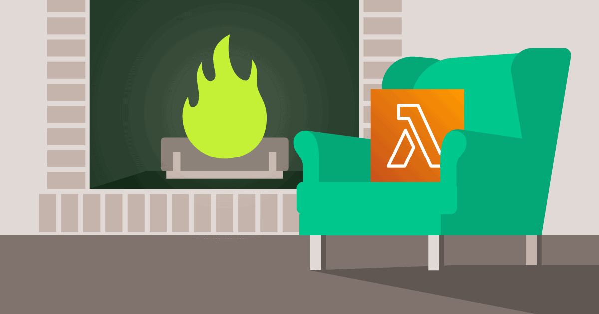 火のともる暖炉の横の椅子に置かれた AWS Lambda のクッション